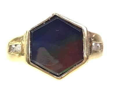 Lot 509 - AMMOLITE SIGNET RING