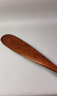 Lot 502 - WOODEN BOAT PADDLE