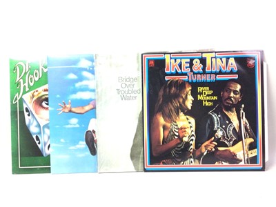 Lot 590 - GROUP OF VINYL RECORDS