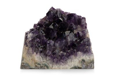 Lot 1808 - AMETHYST GEODE SPECIMEN