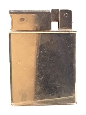 Lot 432 - GOLD CIGARETTE LIGHTER