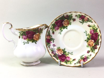 Lot 516 - GROUP OF ROYAL ALBERT TEA WARE