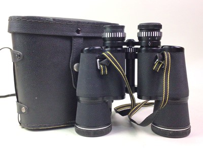 Lot 657 - GROUP OF CAMERAS