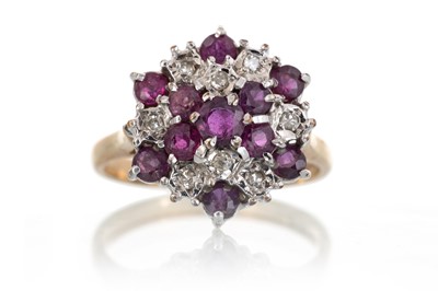 Lot 454 - GARNET AND DIAMOND CLUSTER RING