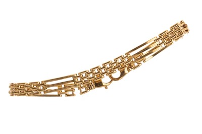 Lot 450 - GATE BRACELET