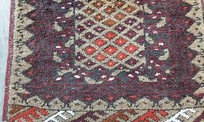 Lot 718 - VINTAGE 'BOTEH' RUNNER