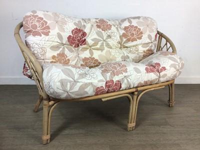 Lot 744 - THREE PIECE CONSERVATORY SUITE