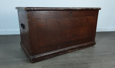 Lot 710 - VICTORIAN PINE BLANKET CHEST