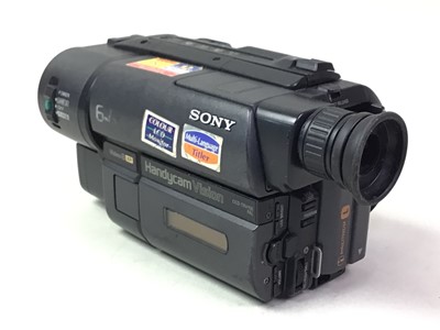 Lot 780 - SONY HANDYCAM VISION