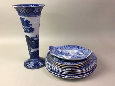 Lot 782 - GROUP OF BLUE AND WHITE CERAMICS