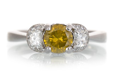 Lot 495 - CERTIFICATED DIAMOND THREE STONE RING