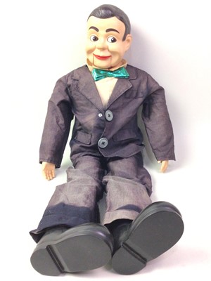 Lot 822 - VINTAGE VENTRILOQUIST DOLL