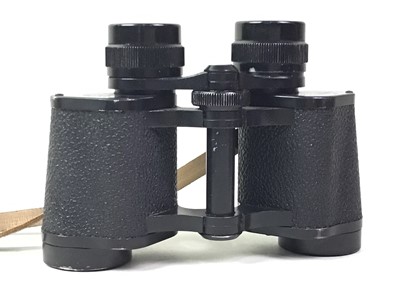 Lot 824 - SET OF BINOCULARS