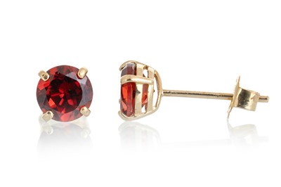 Lot 568 - PAIR OF GARNET STUD EARRINGS