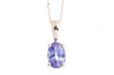 Lot 595 - TANZANITE PENDANT