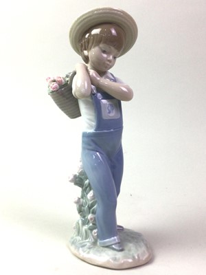 Lot 36 - LLADRO FIGURE OF A FARMING BOY