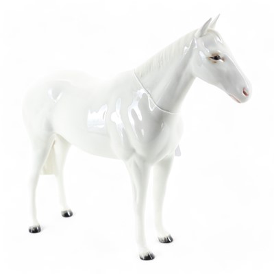 Lot 1352 - BESWICK, HORSE FIGURE