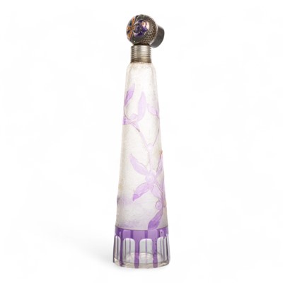 Lot 1417 - FRENCH CAMEO GLASS SCENT BOTTLE