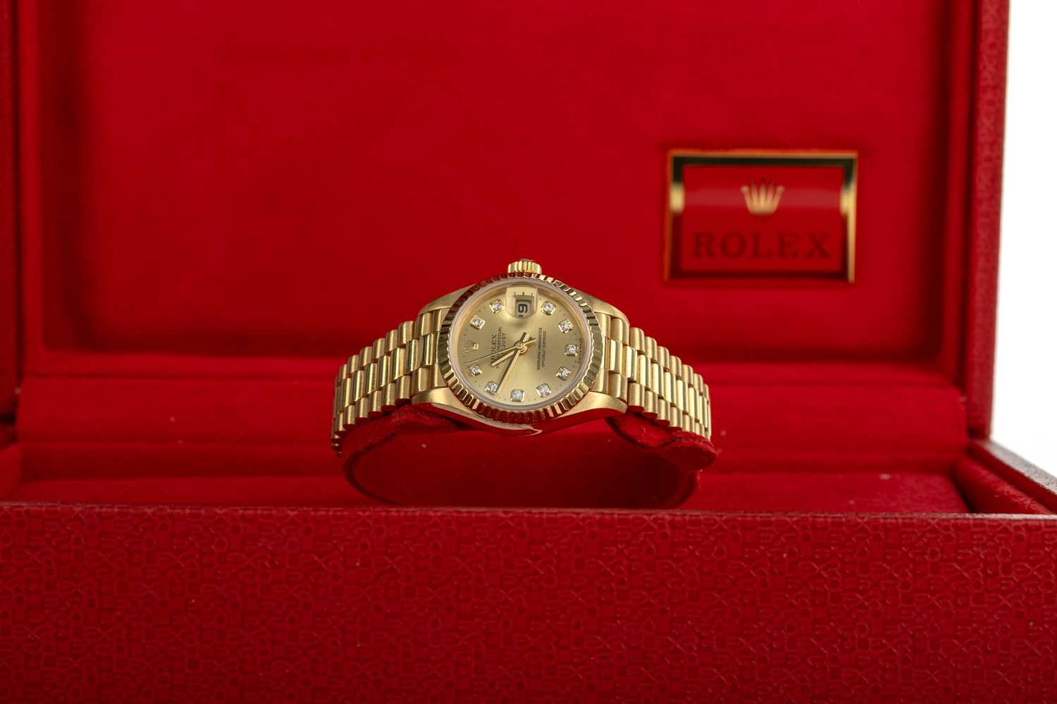 Lot 868 - ROLEX DATEJUST