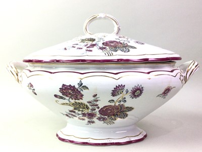 Lot 237 - VICTORIAN PART DINNER SERVICE