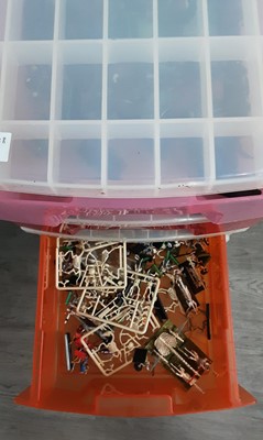 Lot 79 - COLLECTION OF WARHAMMER MINIATURE FIGURES