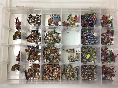 Lot 90 - COLLECTION OF WARHAMMER MINIATURES