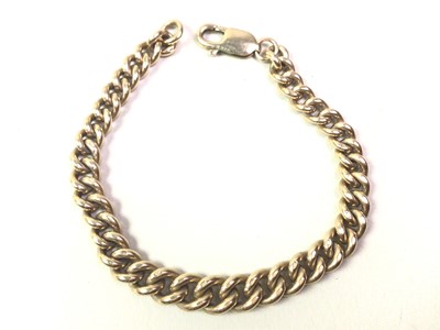 Lot 309 - GOLD BRACELET