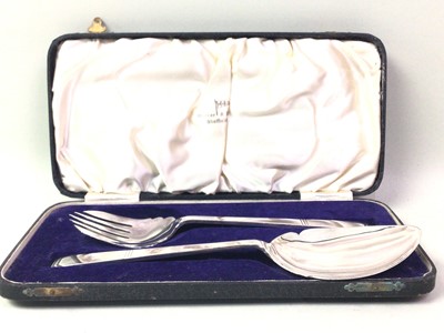 Lot 355 - PAIR OF VICTORIAN SILVER PLATED SERVERS