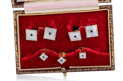 Lot 376 - ART DECO CUFFLINKS AND STUDS SET