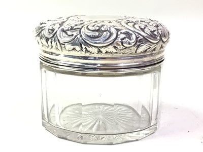 Lot 439 - EDWARDIAN SILVER JAR