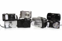 Lot 632 - COLLECTION OF DIGITAL CAMERAS to include a...