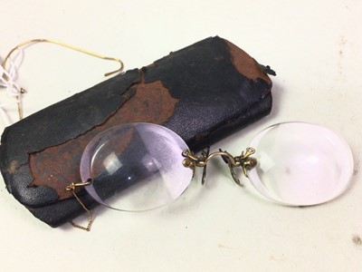 Lot 122 - GOLD PLATED PINCE-NEZ