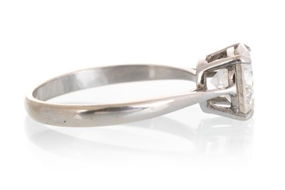 Lot 684 - CUBIC ZIRCONIA SOLITAIRE RING