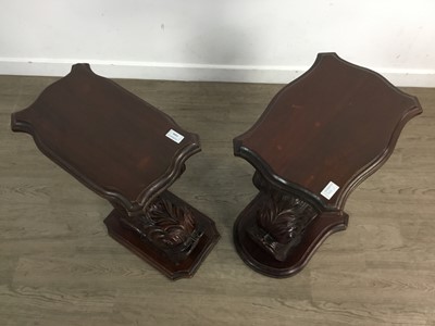 Lot 1444 - *CATALOGUE AMENDMENT, NEAR PAIR OF REGENCY STYLE MAHOGANY SIDE TABLES