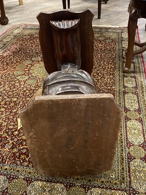 Lot 1444 - *CATALOGUE AMENDMENT, NEAR PAIR OF REGENCY STYLE MAHOGANY SIDE TABLES