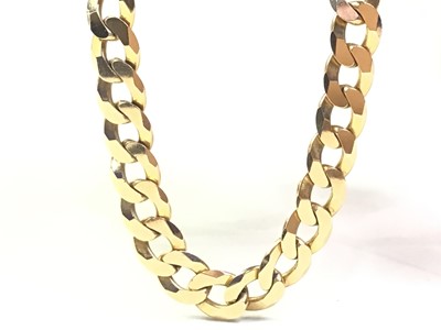 Lot 784 - GOLD NECK CHAIN