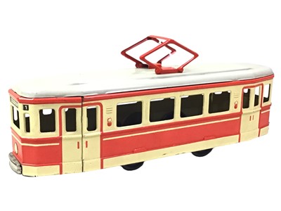 Lot 31 - TINPLATE MODEL TRAM