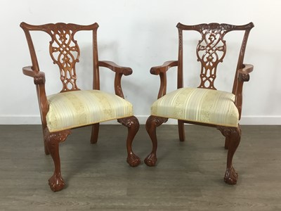 Lot 758 - REPRODUCTION BURR WOOD DINING TABLE AND CHAIRS