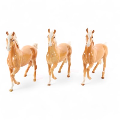 Lot 1550 - BESWICK, THREE HORSE FIGURES