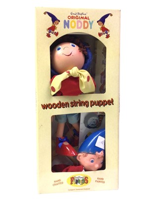 Lot 102 - LONGPORT NODDY PUPPET