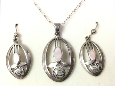 Lot 203 - KIT HEATH, RENNIE MACKINTOSH STYLE SILVER PENDANT
