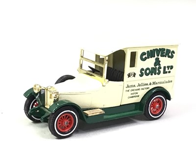 Lot 271 - COLLECTION OF MODEL VEHICLES