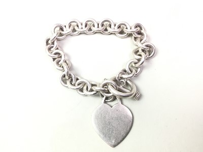 Lot 392 - SILVER BRACELET