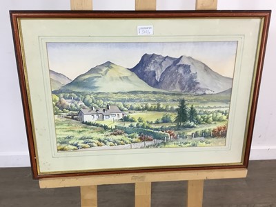 Lot 372 - GROUP OF PICTURES