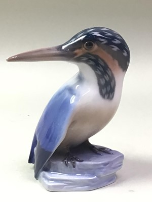 Lot 142 - BING & GRONDAHL PORCELAIN FIGURE OF A KINGFISHER