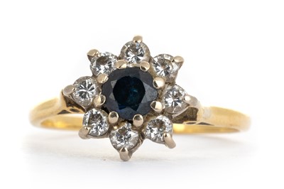 Lot 484 - SAPPHIRE AND DIAMOND CLUSTER RING