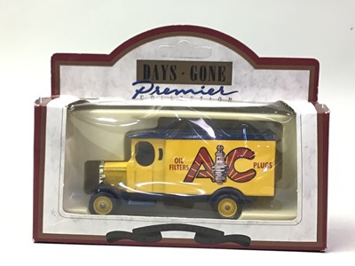 Lot 466 - GROUP OF DIECAST MODEL VEHICLES