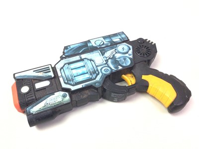 Lot 470 - GROUP OF TOYS