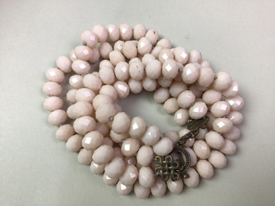 Lot 480 - COLLECTION OF COSTUME JEWELLERY