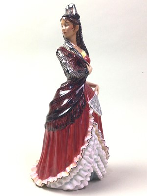 Lot 500 - ROYAL DOULTON FIGURE